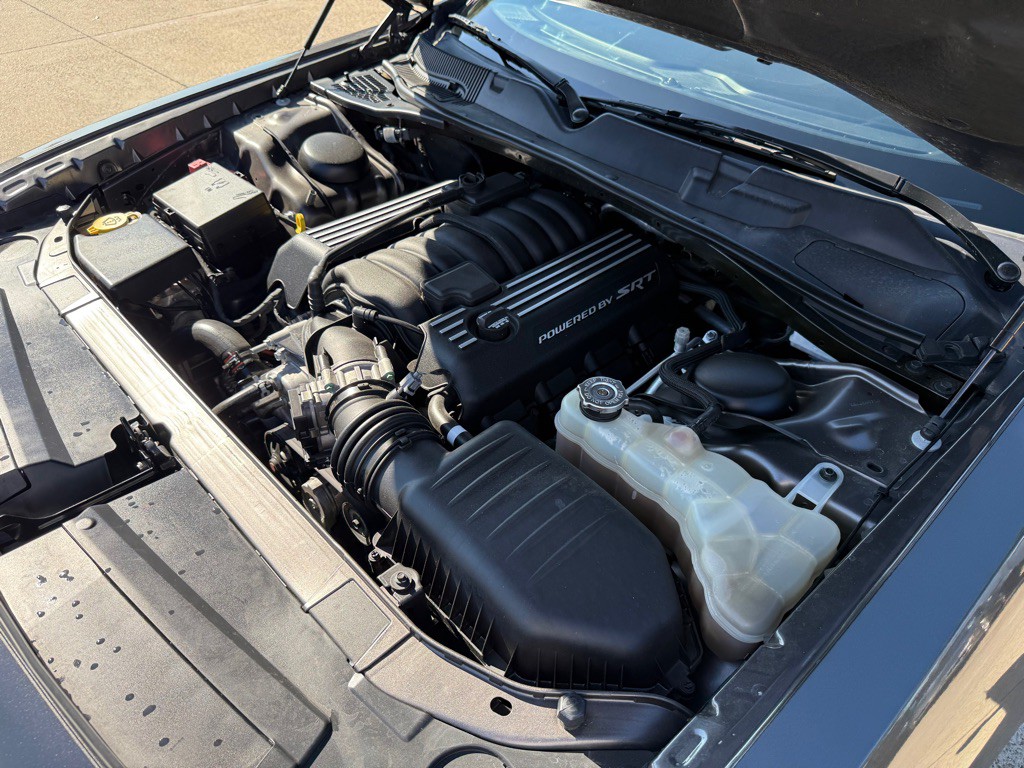 2022 Dodge Challenger Image 39