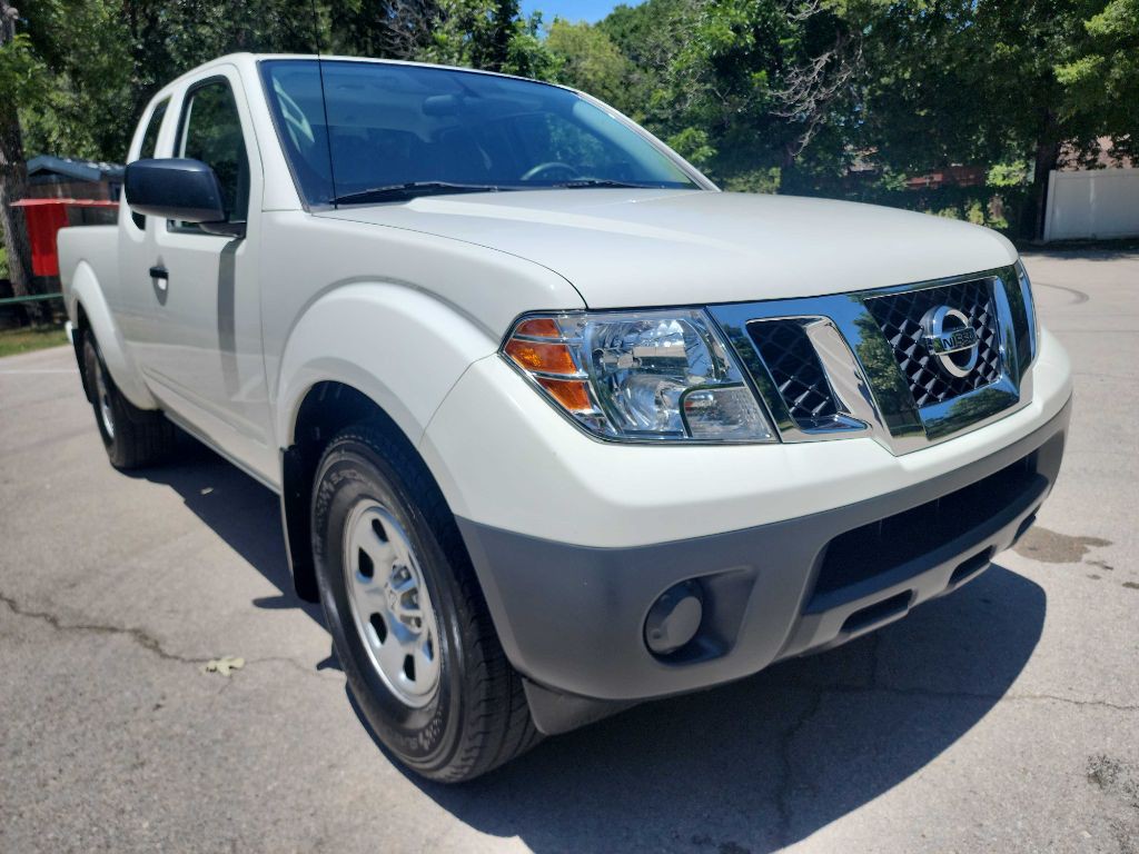 2020 Nissan Frontier Image 1