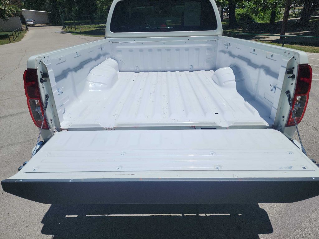 2020 Nissan Frontier Image 9