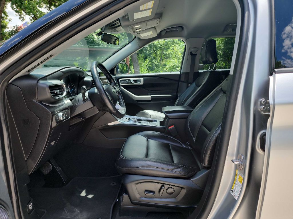 2021 Ford Explorer Image 15