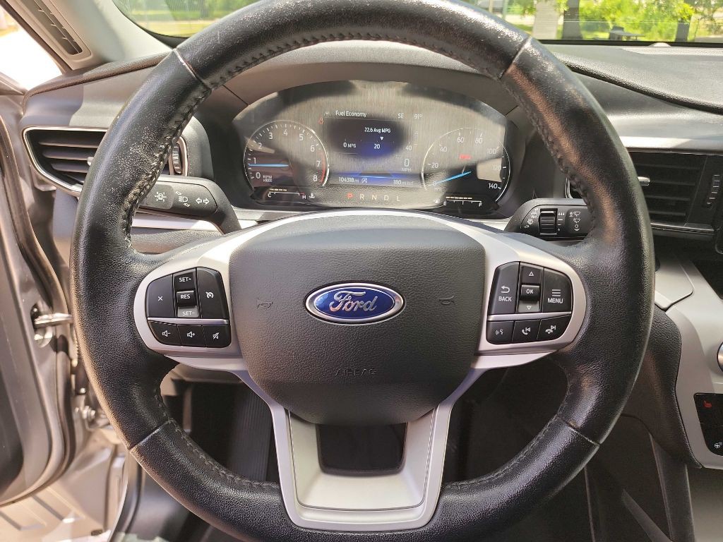 2021 Ford Explorer Image 18