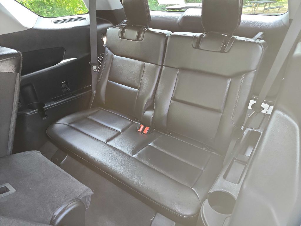 2021 Ford Explorer Image 34