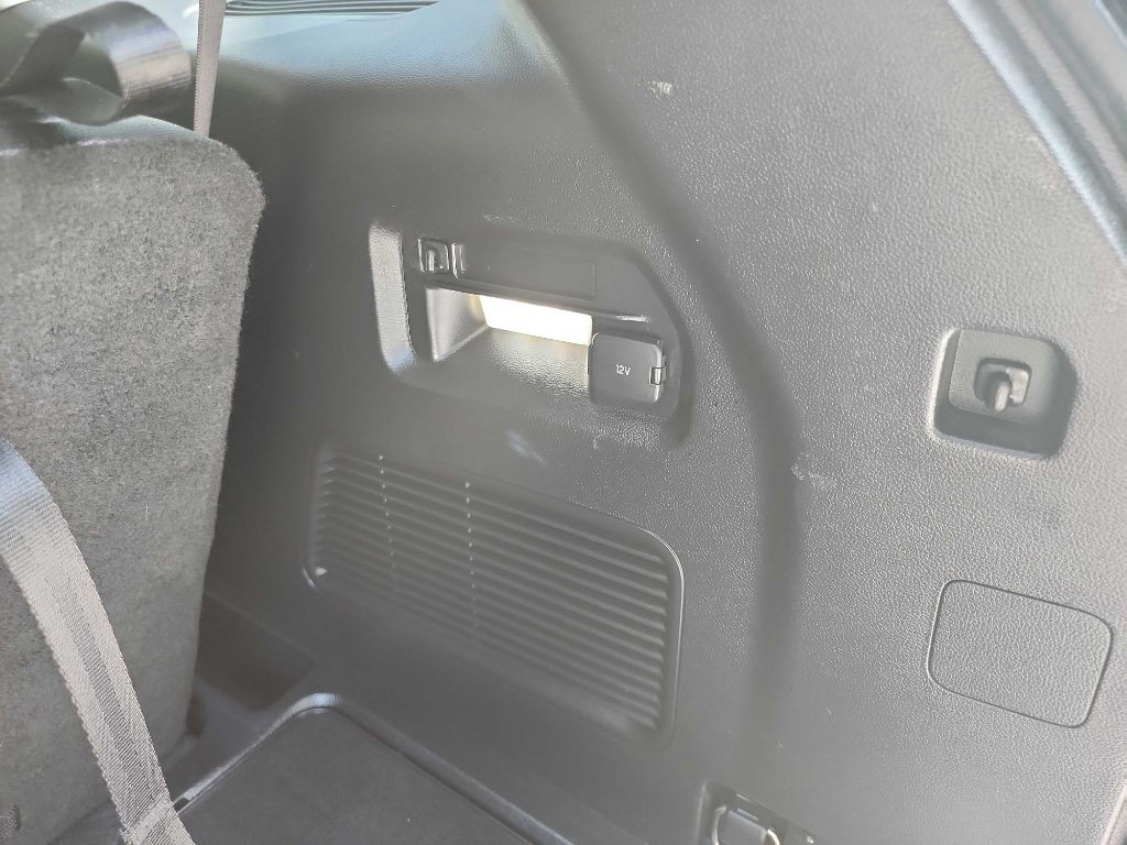 2021 Ford Explorer Image 35