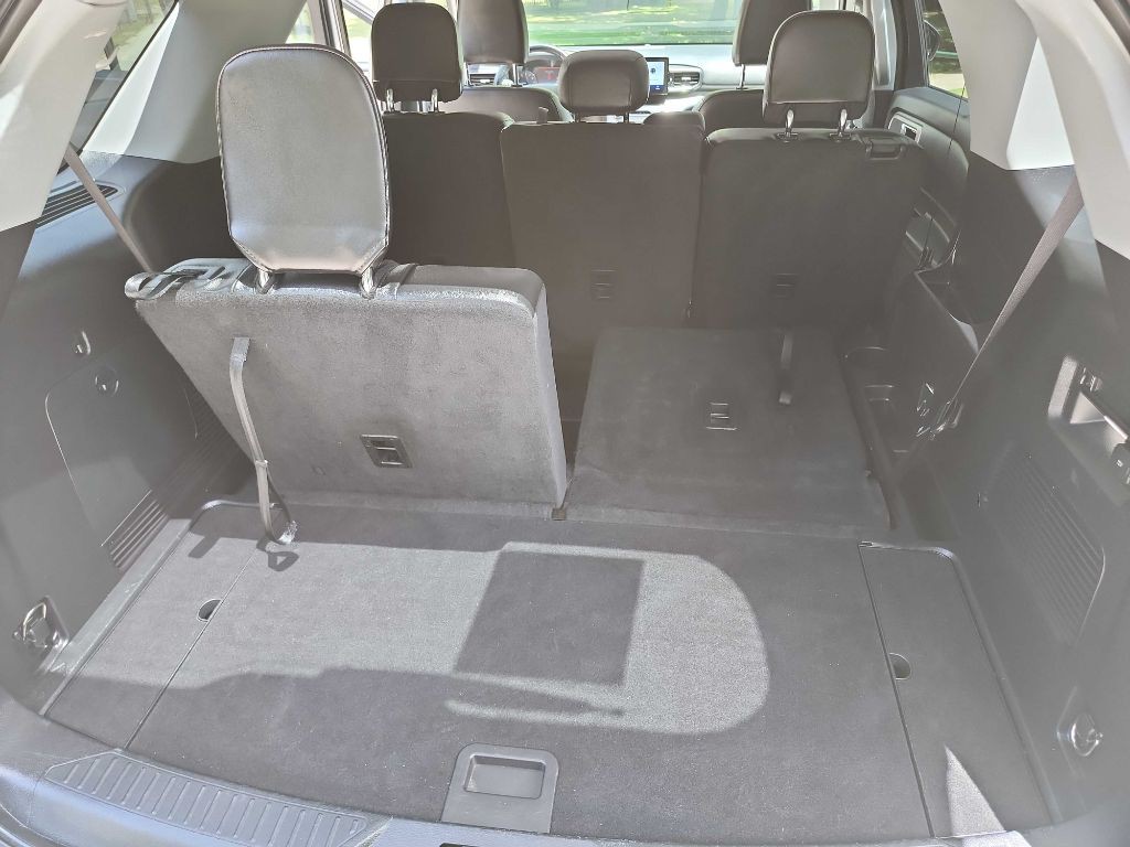 2021 Ford Explorer Image 37
