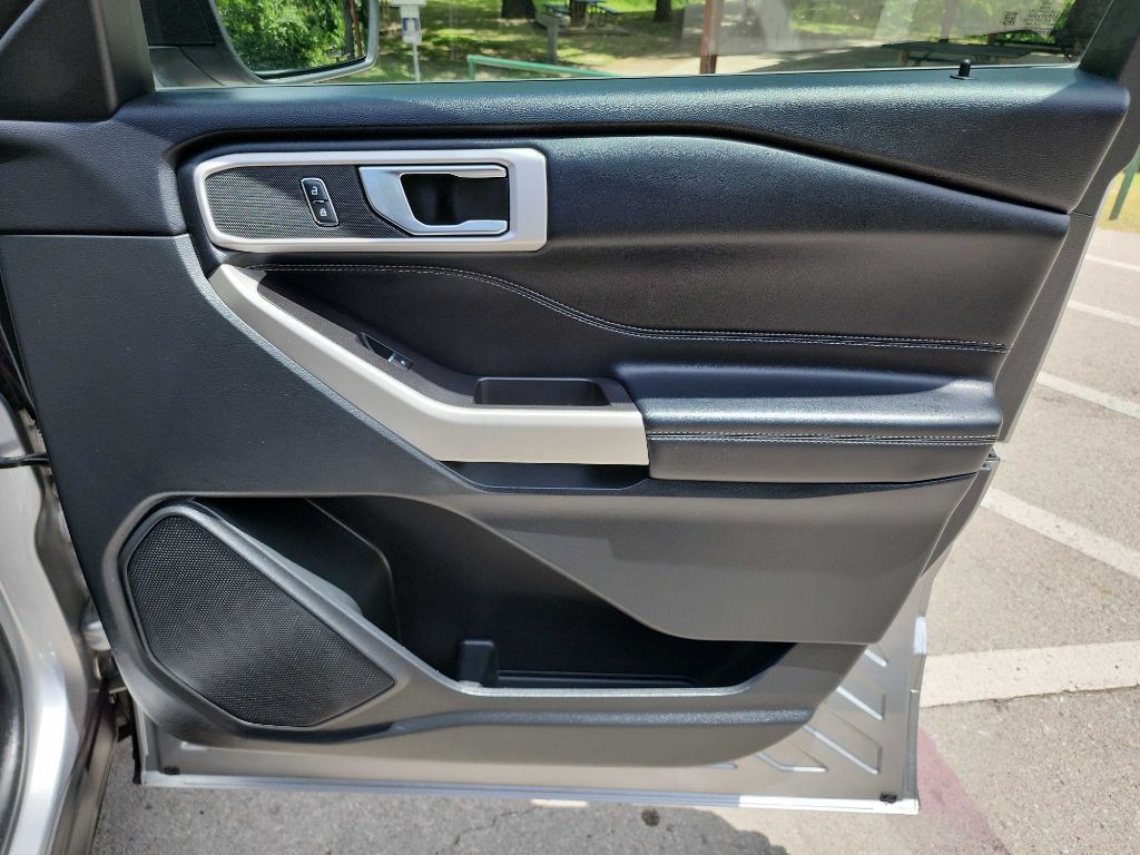 2021 Ford Explorer Image 41