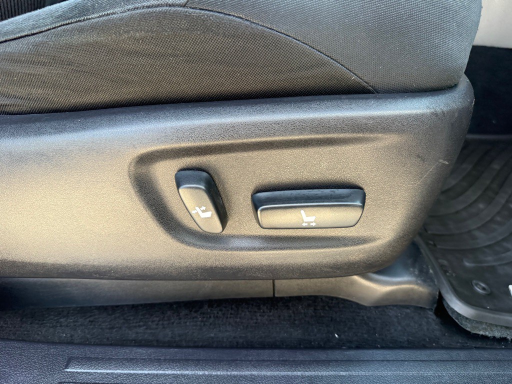 2012 Toyota 4Runner Image 20