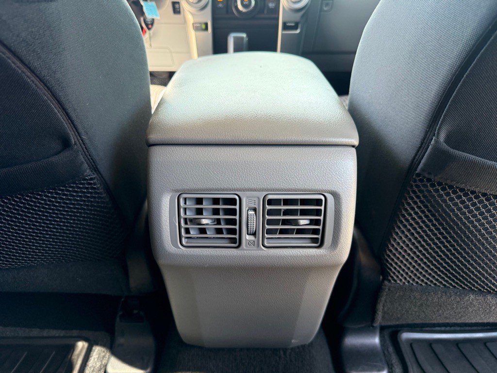 2012 Toyota 4Runner Image 24