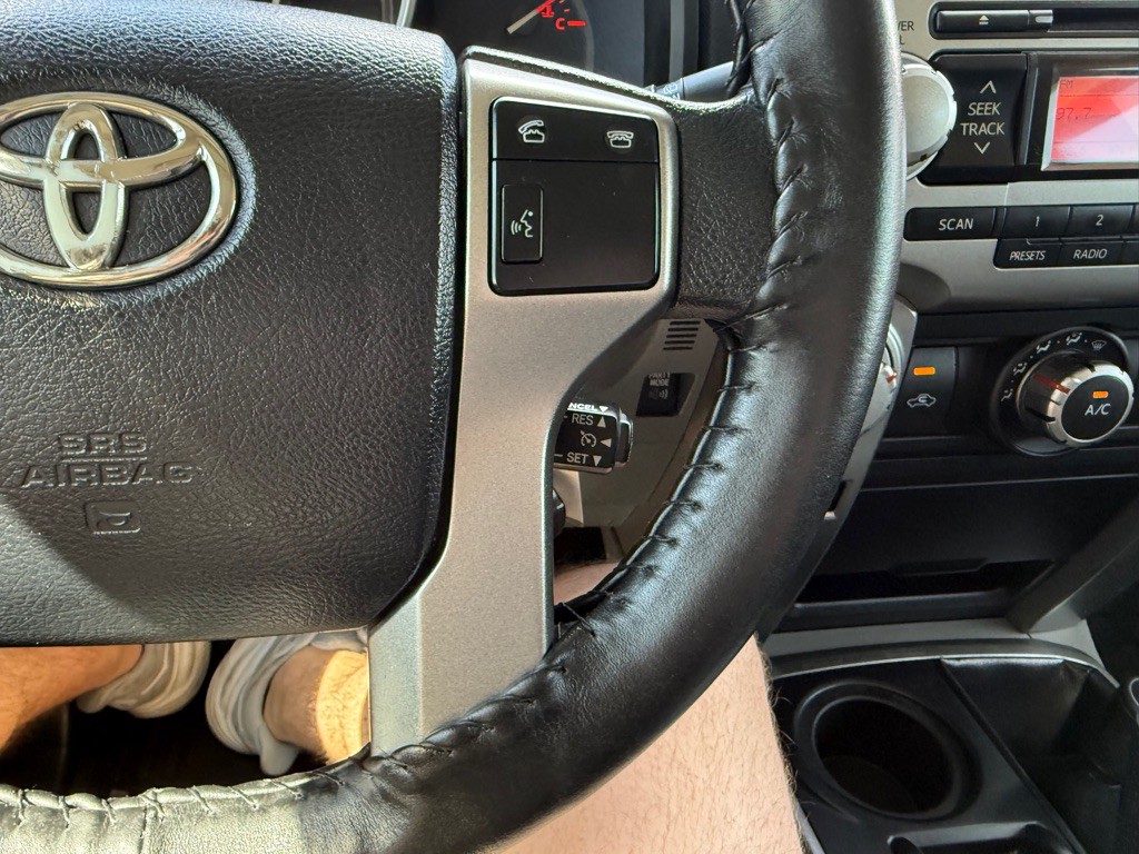 2012 Toyota 4Runner Image 35