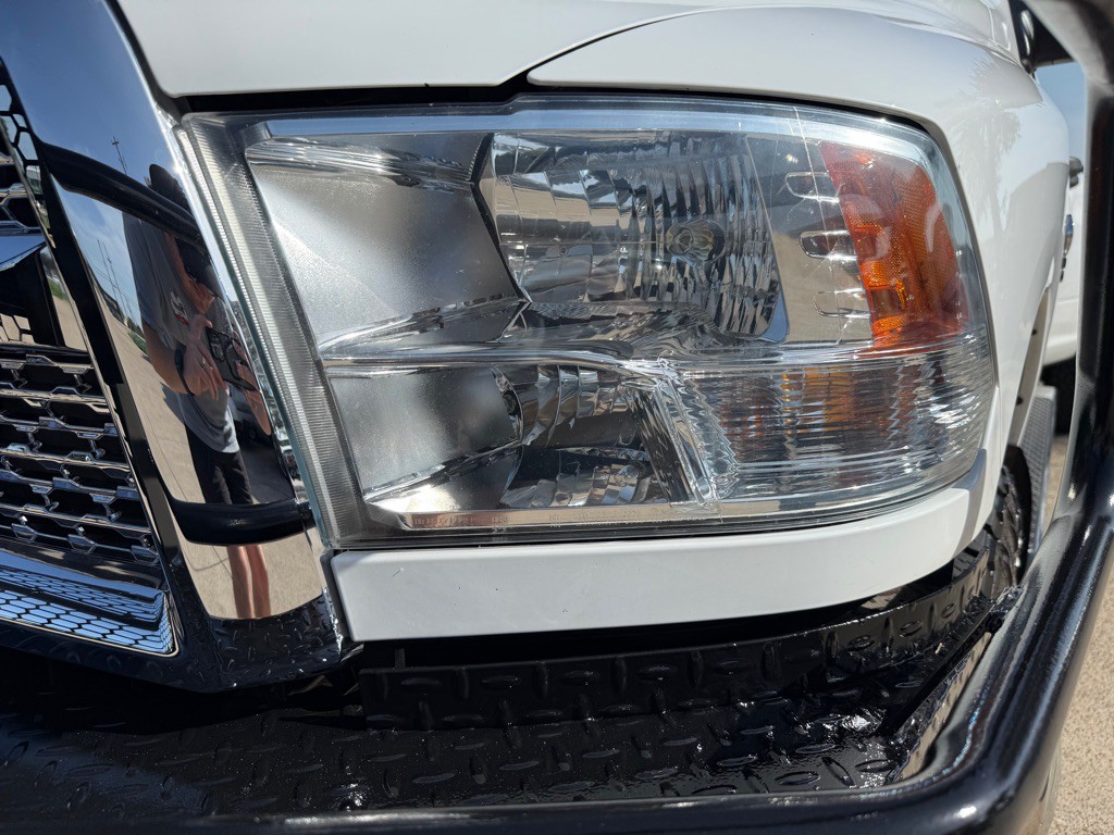 2017 RAM 3500 Image 13