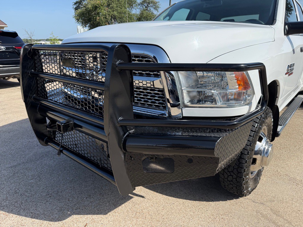 2017 RAM 3500 Image 14