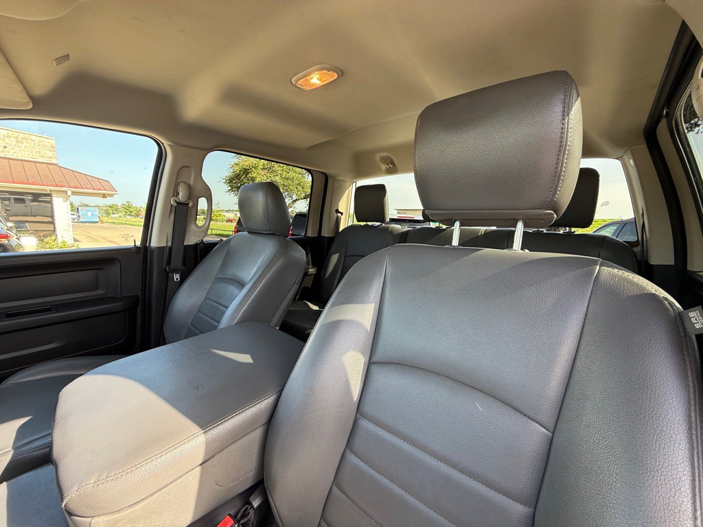 2017 RAM 3500 Image 21