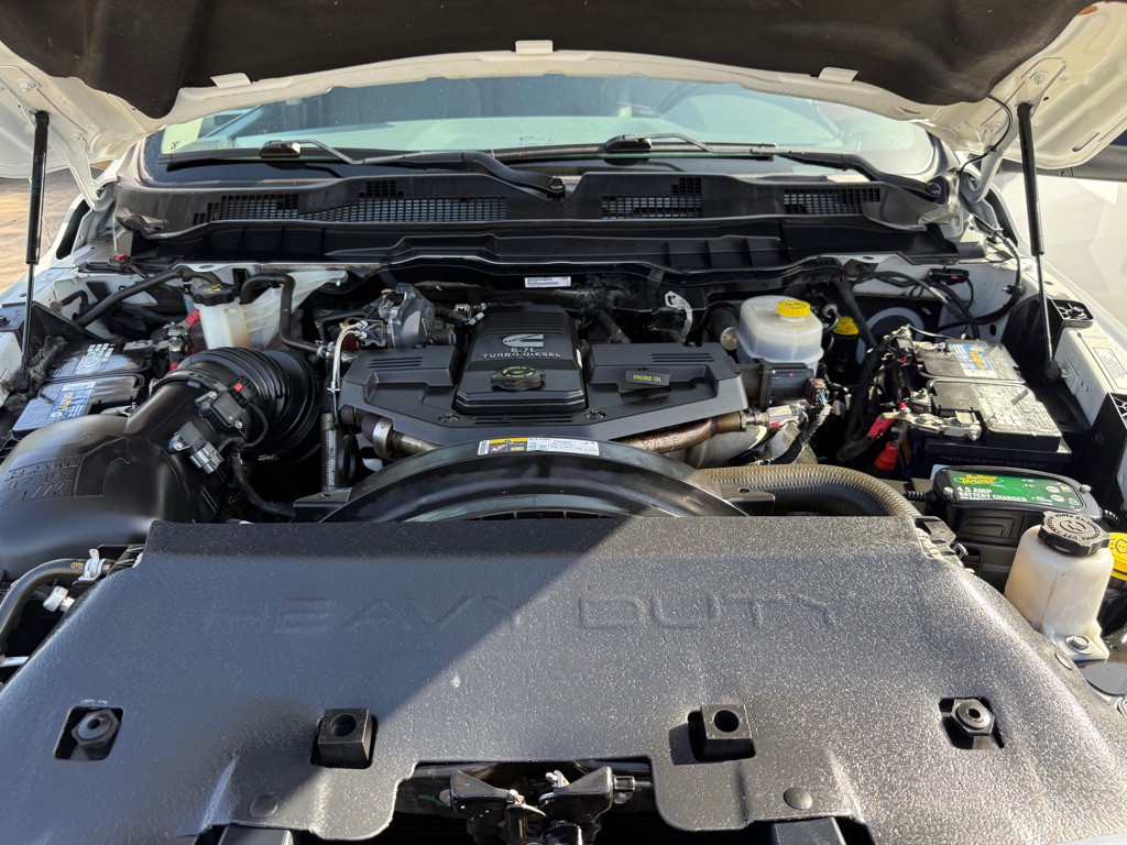 2017 RAM 3500 Image 37