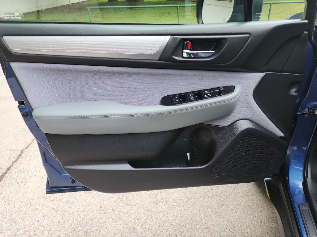 2019 Subaru Outback Image 13