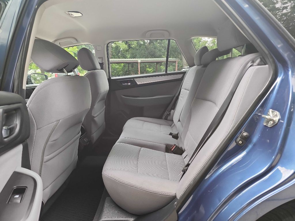 2019 Subaru Outback Image 32