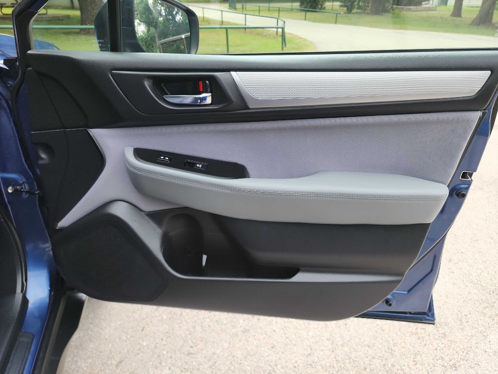 2019 Subaru Outback Image 40