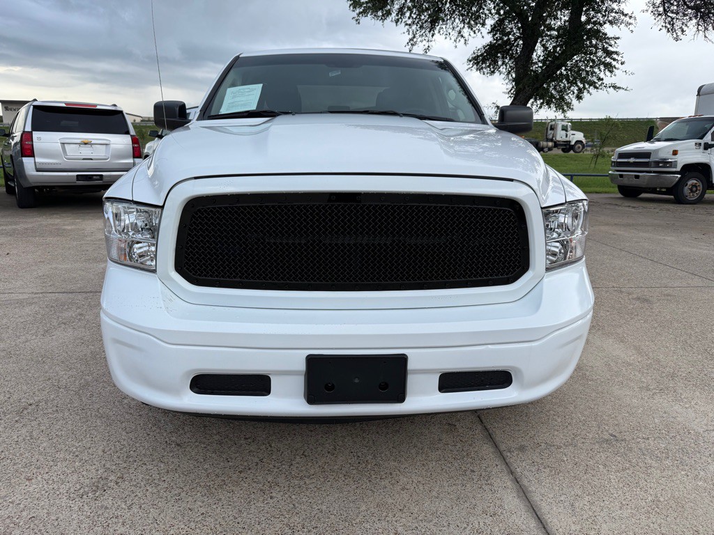 2023 RAM 1500 Image 2