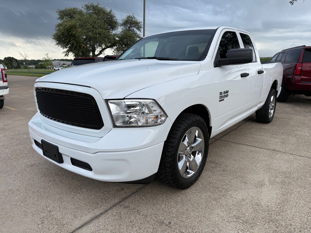 2023 RAM 1500 Image 3