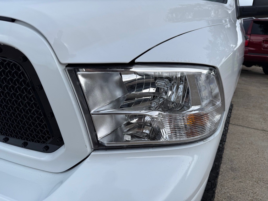 2023 RAM 1500 Image 9