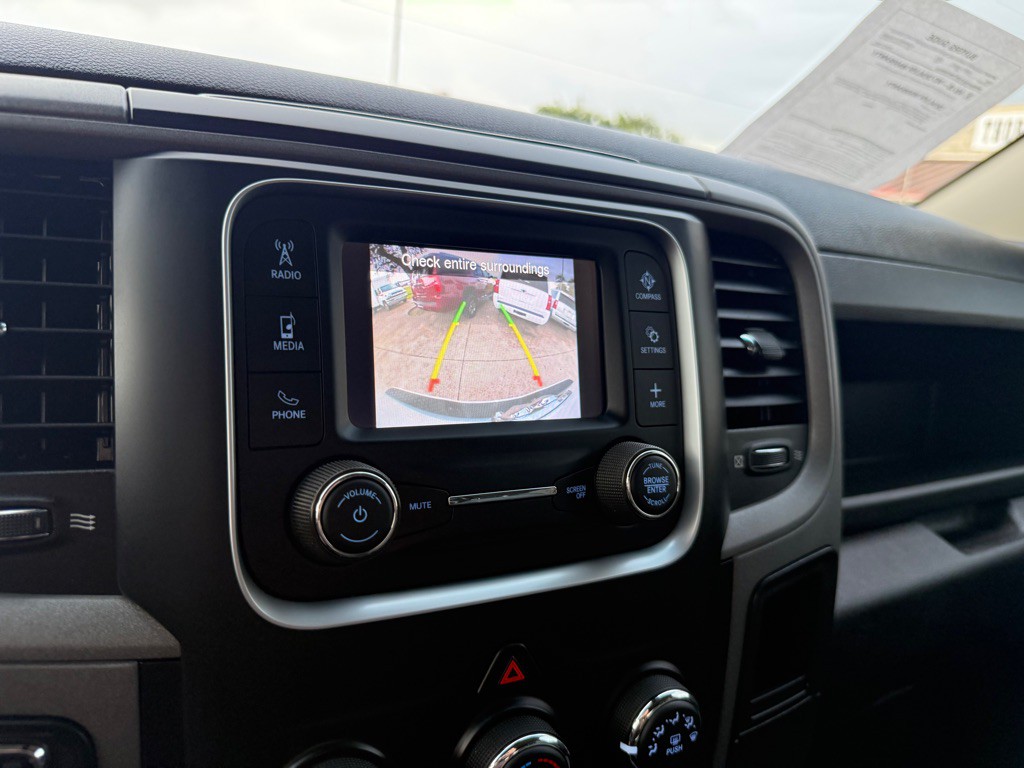 2023 RAM 1500 Image 32