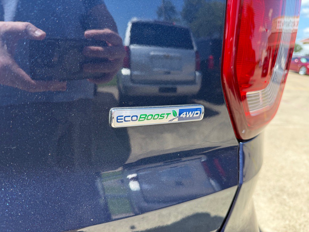 2016 Ford Explorer Image 12