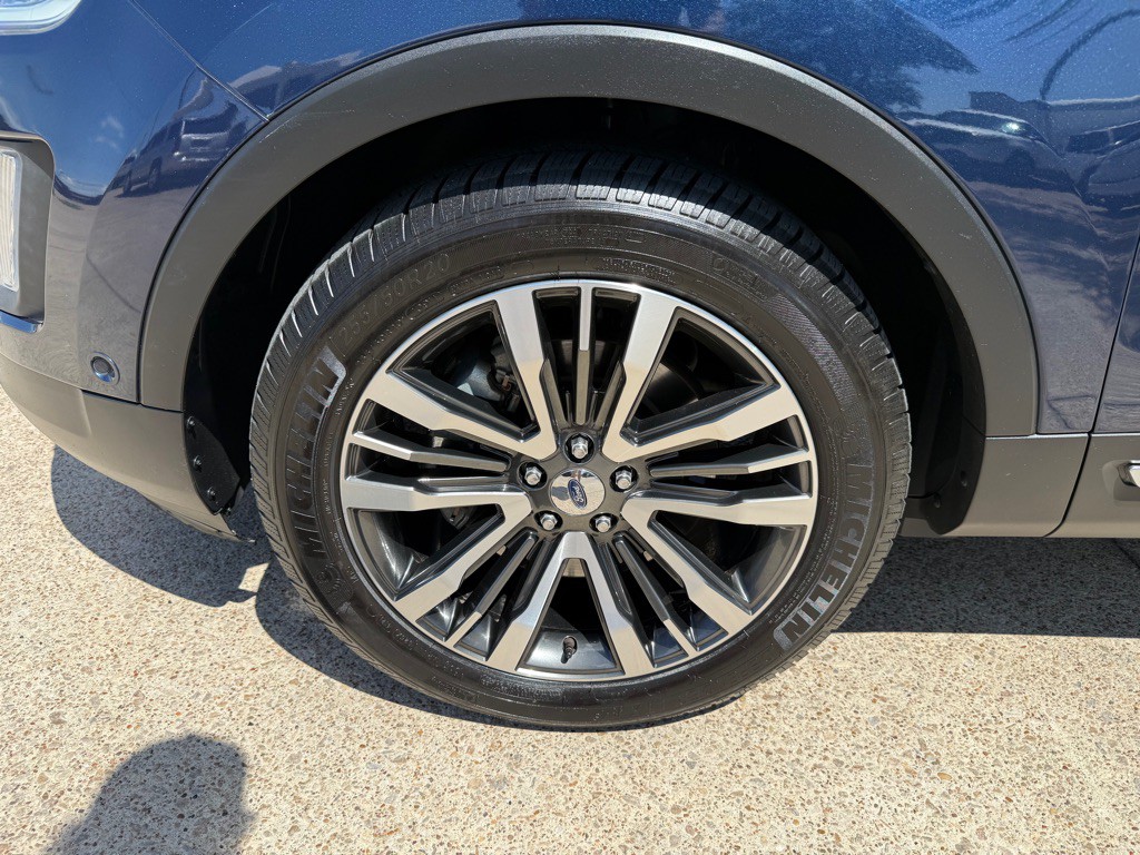 2016 Ford Explorer Image 14