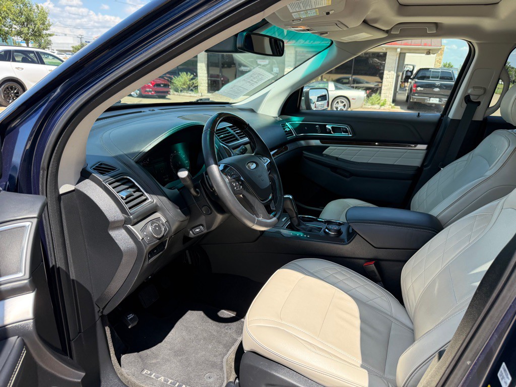 2016 Ford Explorer Image 15