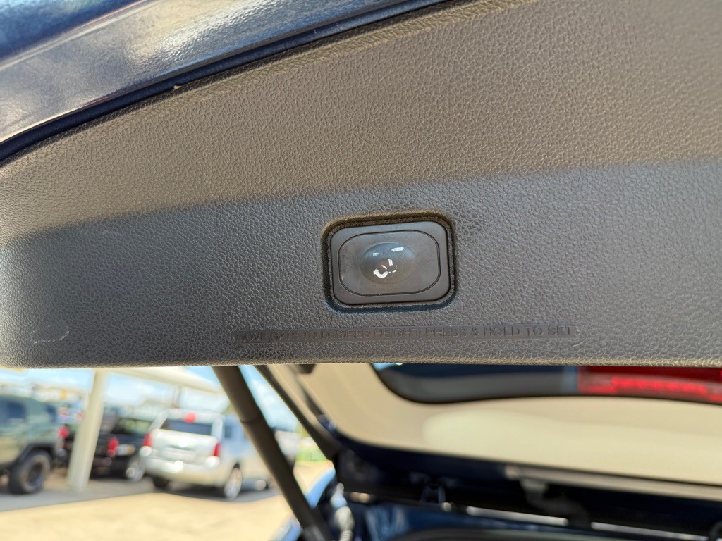 2016 Ford Explorer Image 24