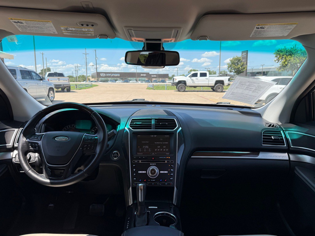 2016 Ford Explorer Image 28