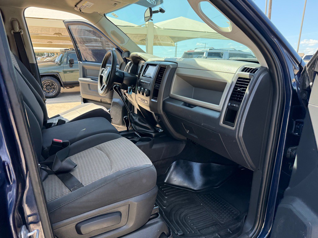 2012 Dodge Ram 3500 Image 19