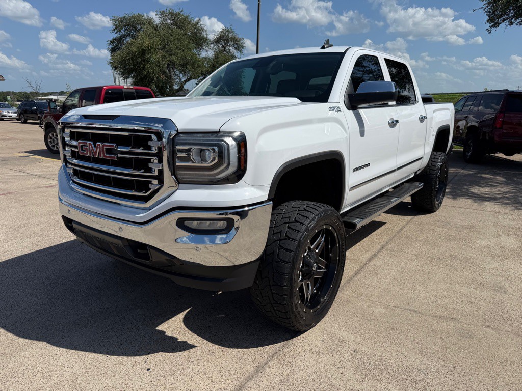 2018 GMC Sierra Image 3