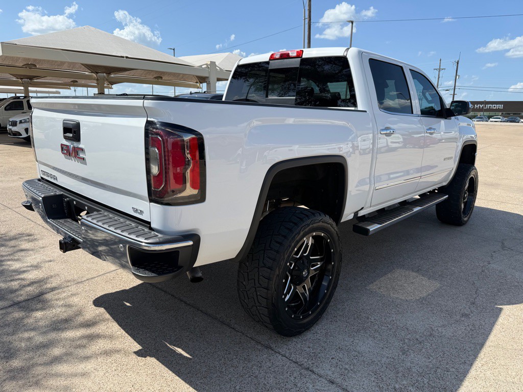 2018 GMC Sierra Image 7