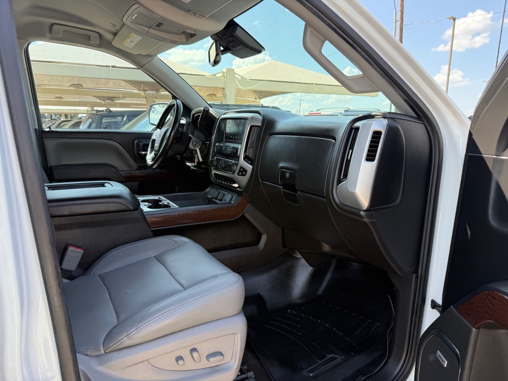 2018 GMC Sierra Image 18