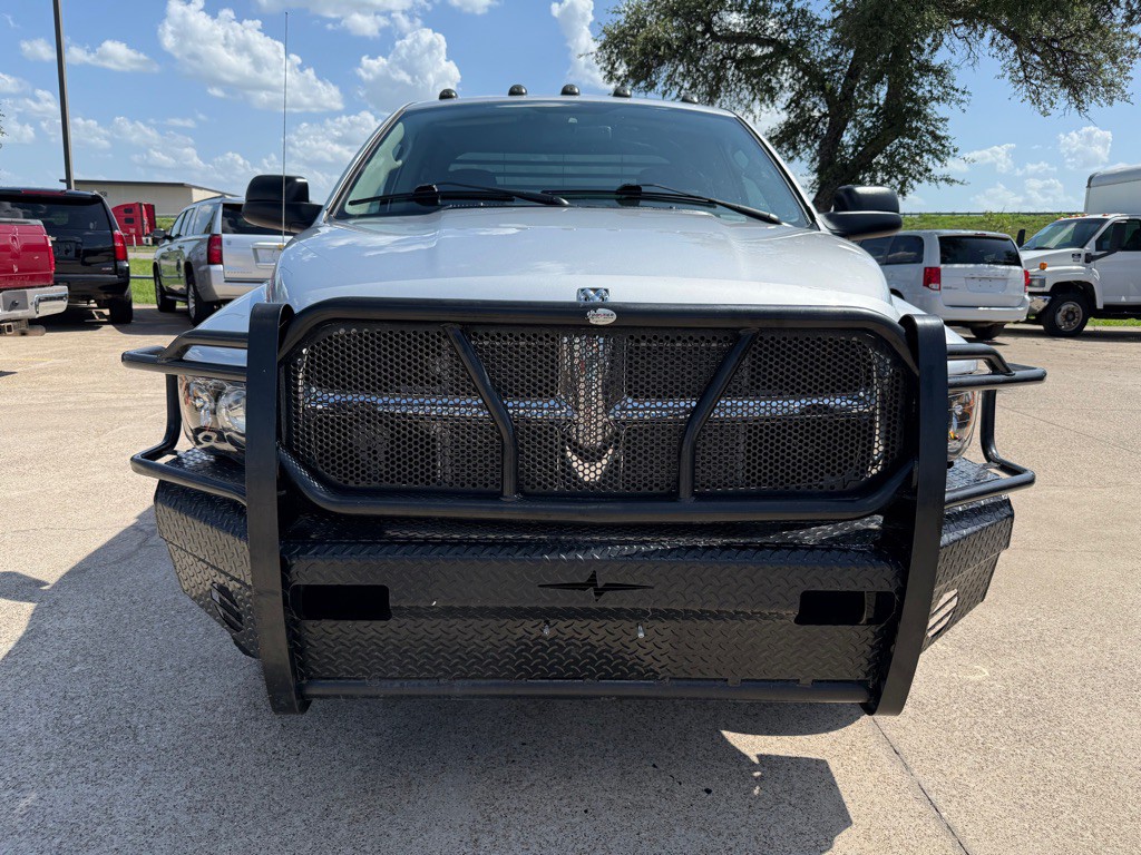 2004 Dodge Ram 3500 Image 2
