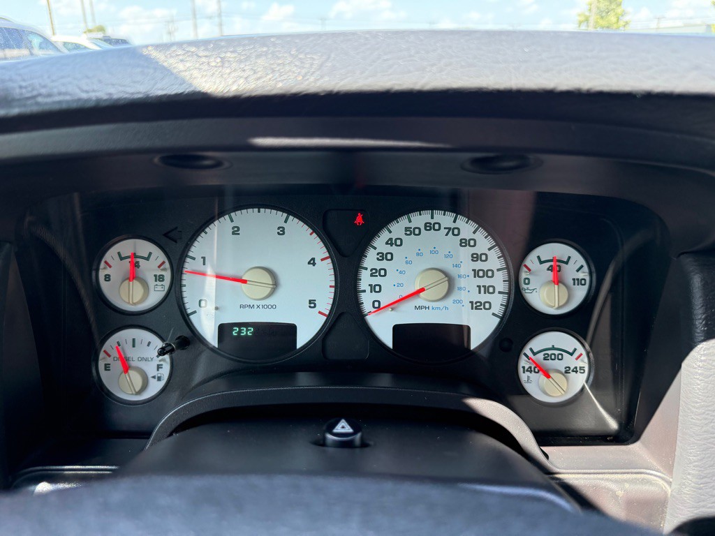 2004 Dodge Ram 3500 Image 23