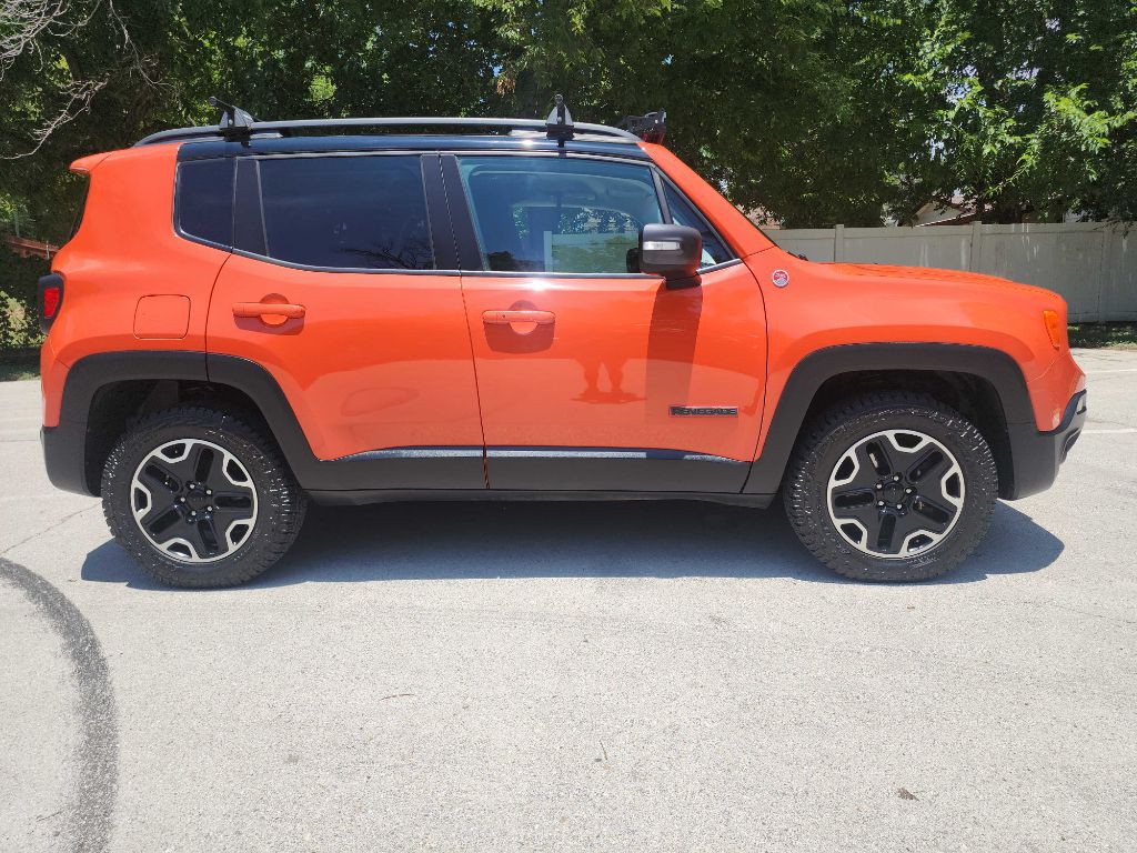 2016 Jeep Renegade Image 11