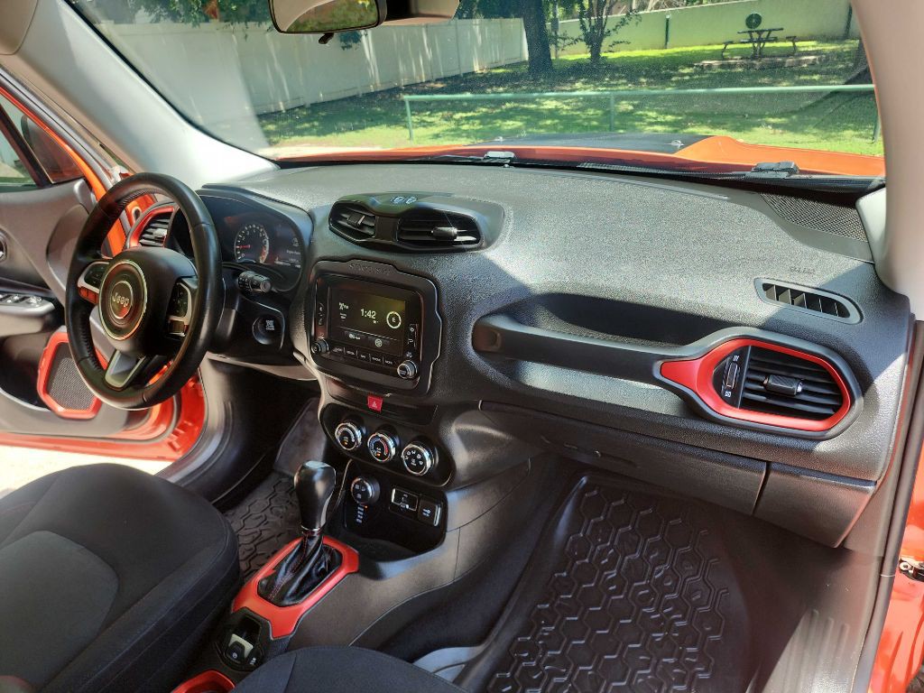 2016 Jeep Renegade Image 41