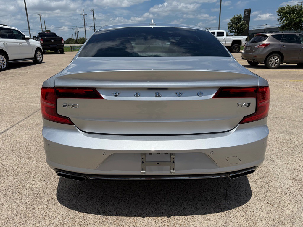 2017 Volvo S90 Image 6