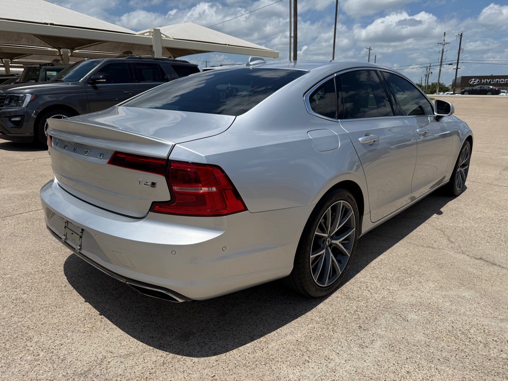 2017 Volvo S90 Image 7