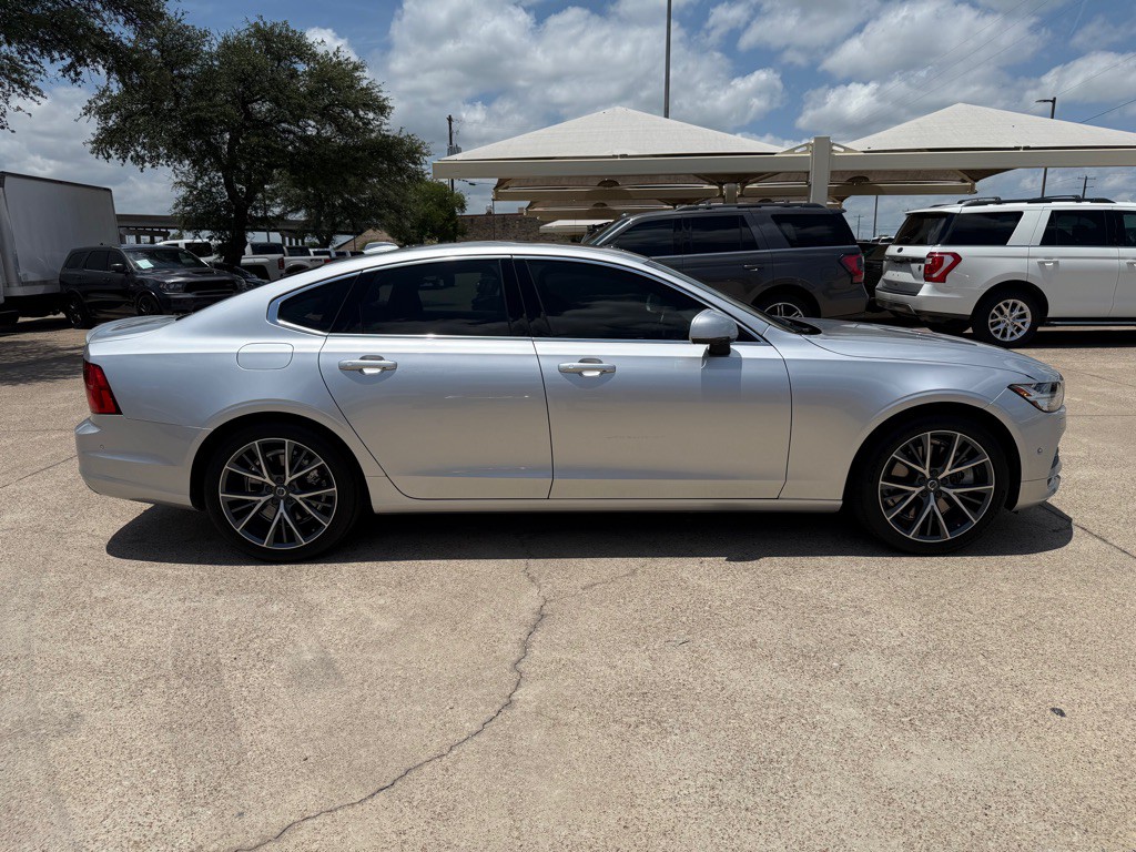 2017 Volvo S90 Image 8