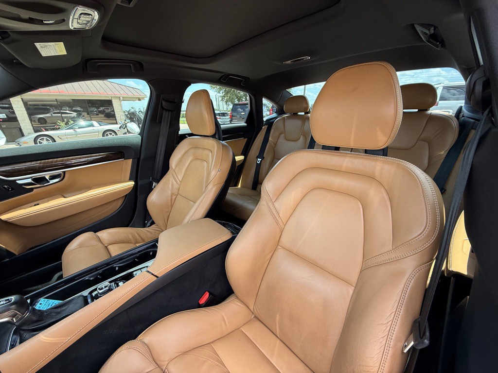2017 Volvo S90 Image 18