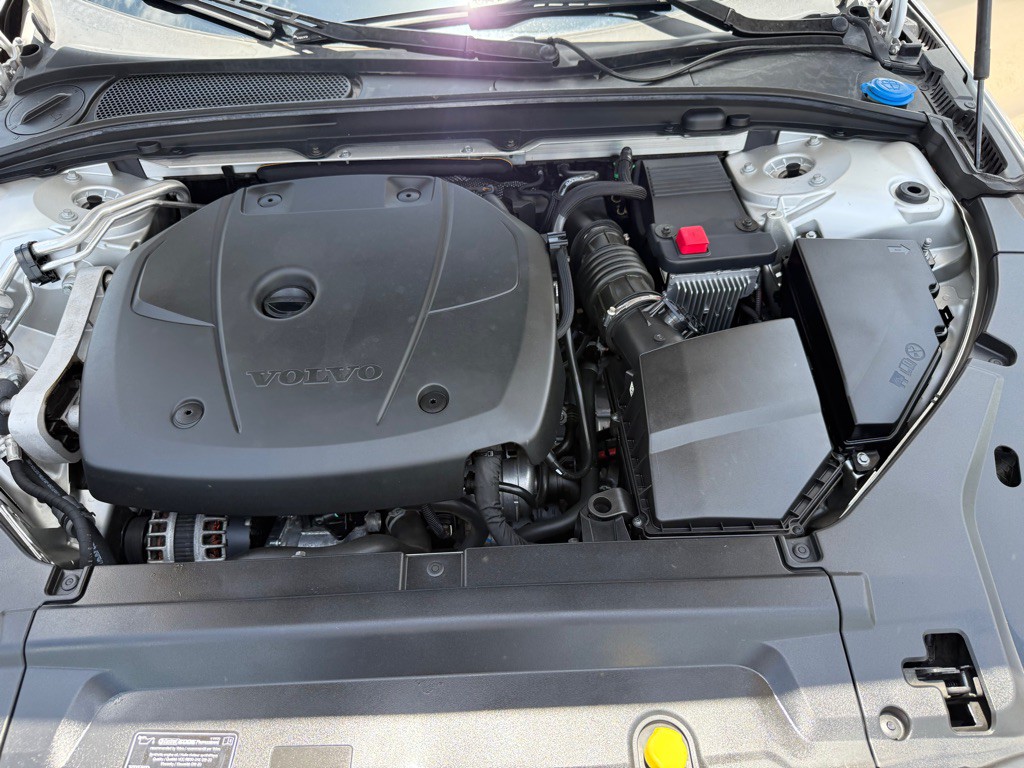 2017 Volvo S90 Image 35