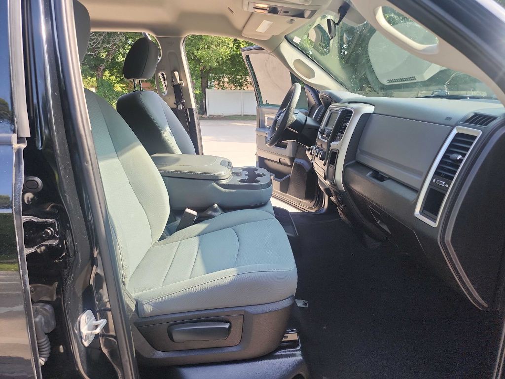 2019 RAM 1500 Image 34