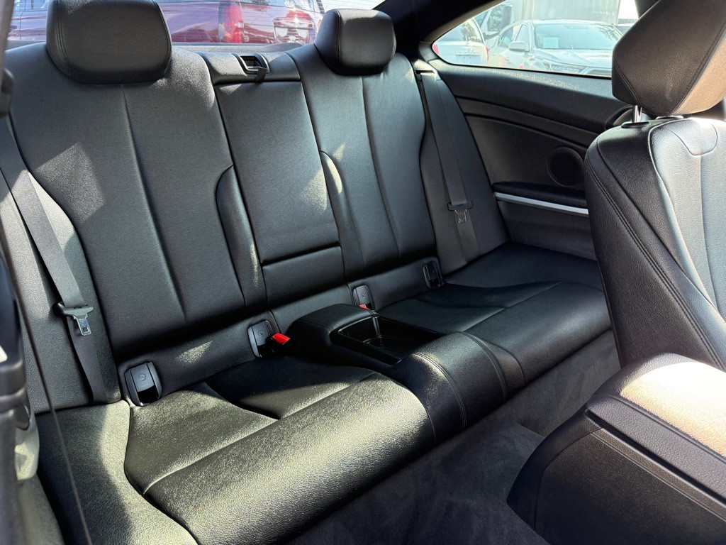 2016 BMW 4 Series Image 17