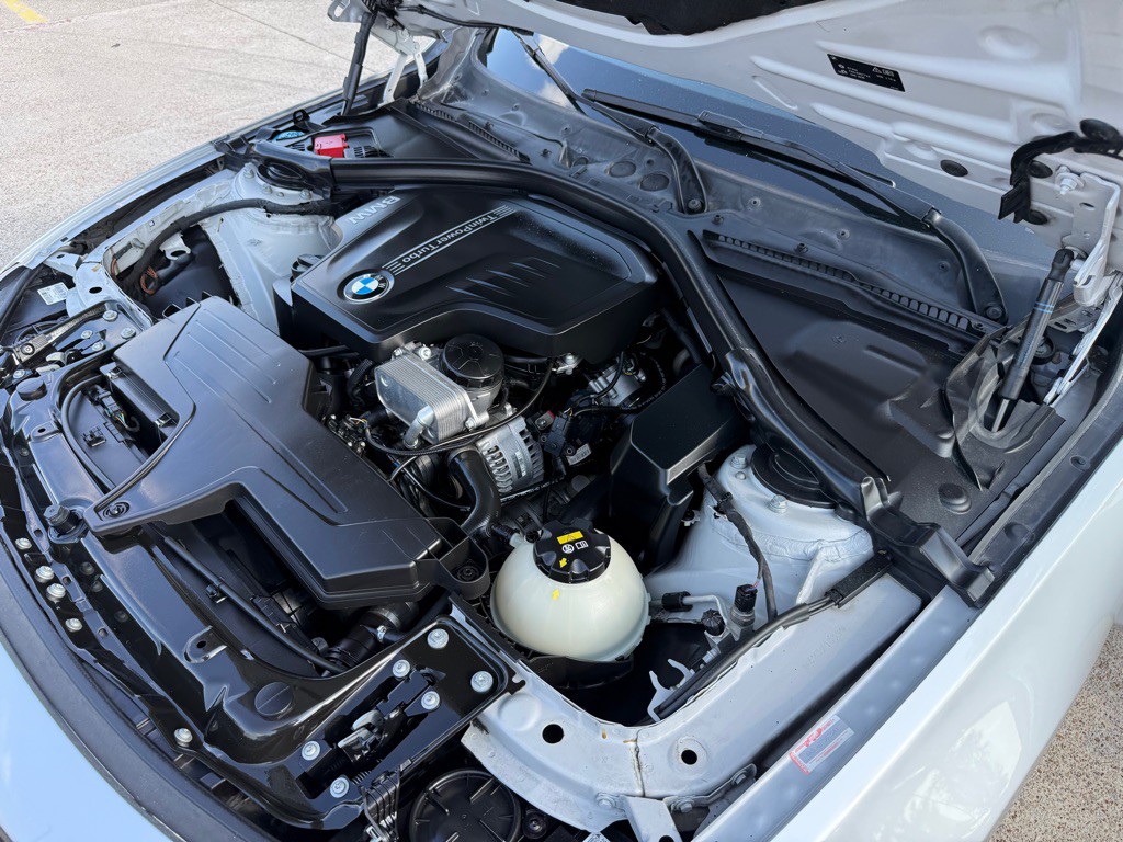 2016 BMW 4 Series Image 39