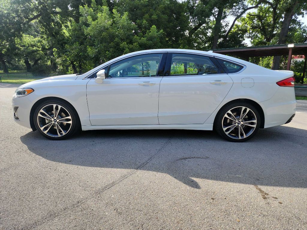 2019 Ford Fusion Image 4