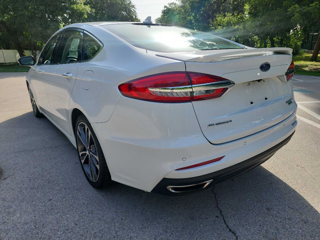 2019 Ford Fusion Image 5