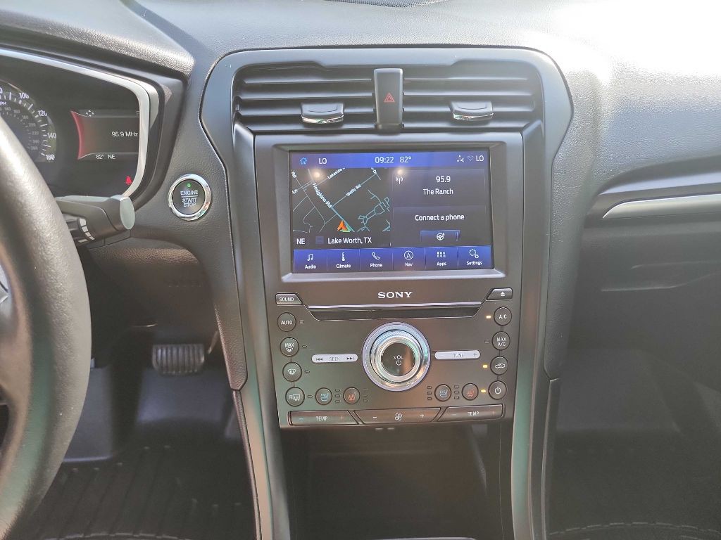 2019 Ford Fusion Image 23