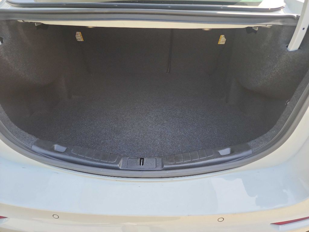 2019 Ford Fusion Image 32