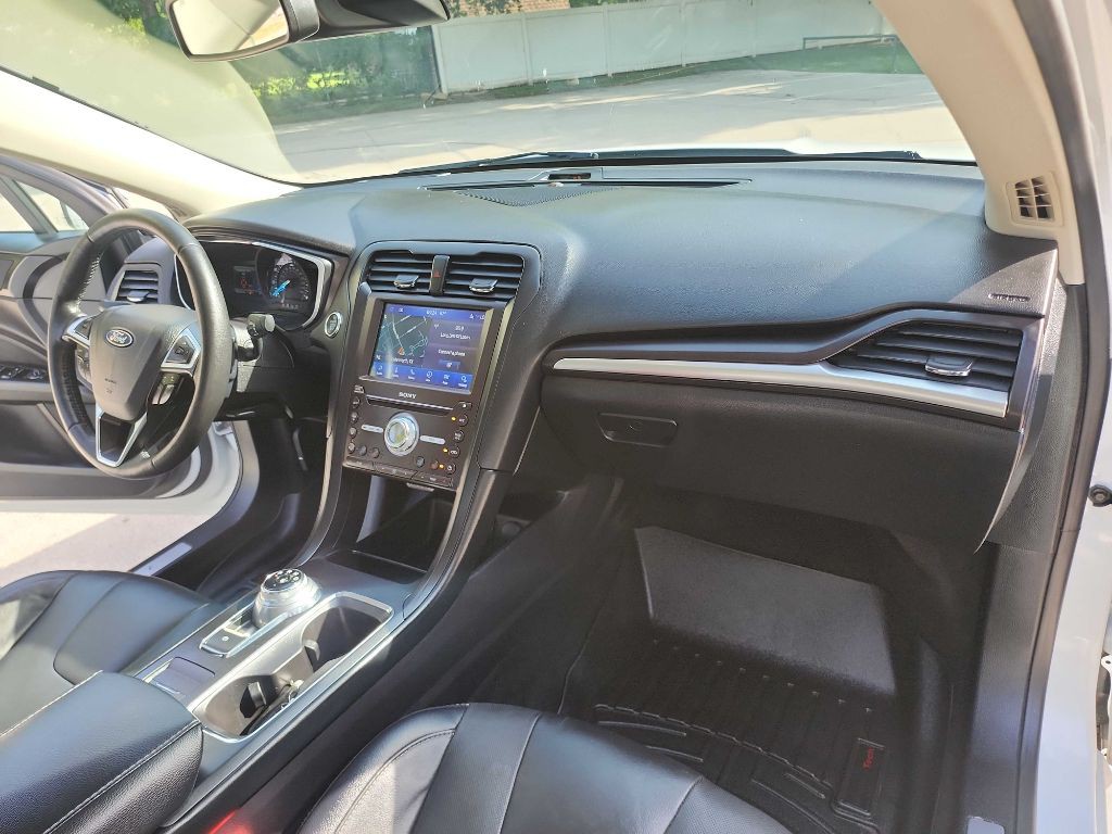 2019 Ford Fusion Image 38