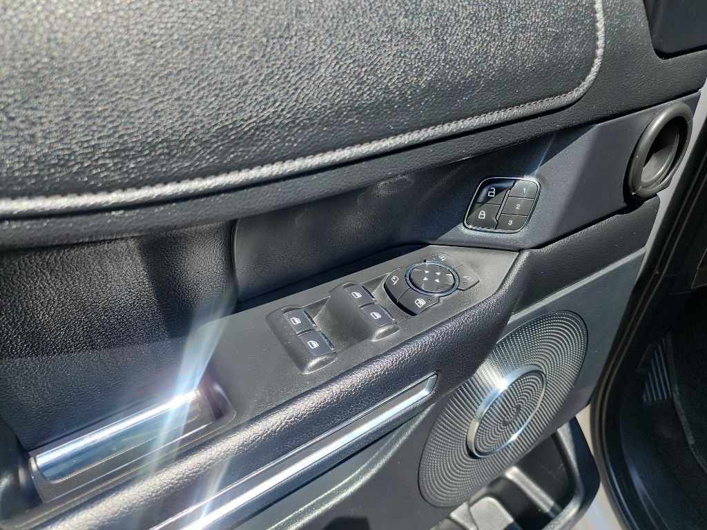 2019 Ford Expedition Image 16